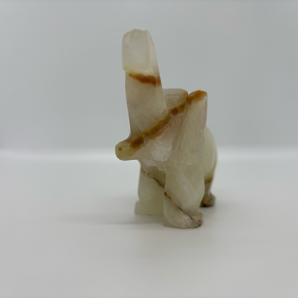 Vintage Elephant Figurine Paperweight, Hand Carved Cream Tone Onyx - Picture 2 of 7